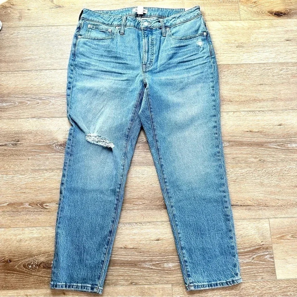Madewell Mid-Rise Perfect Vintage Jean in Ainsdale Wash w/ Distressing 16W NWT - Picture 2 of 14
